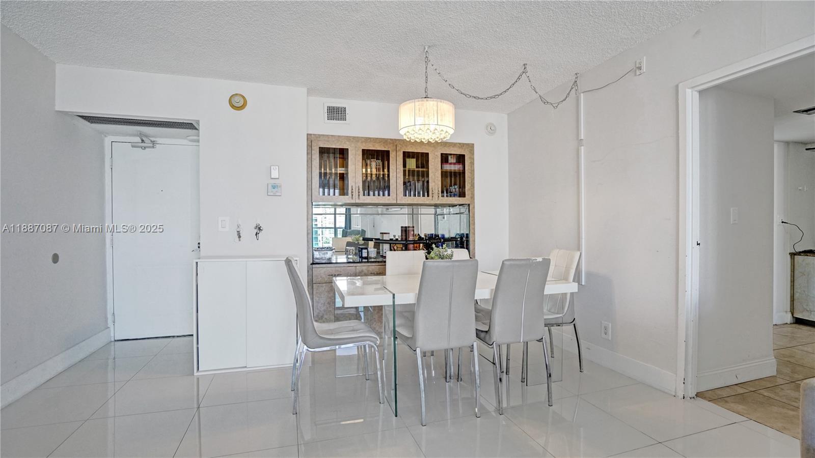 100 Bayview Dr # 1931