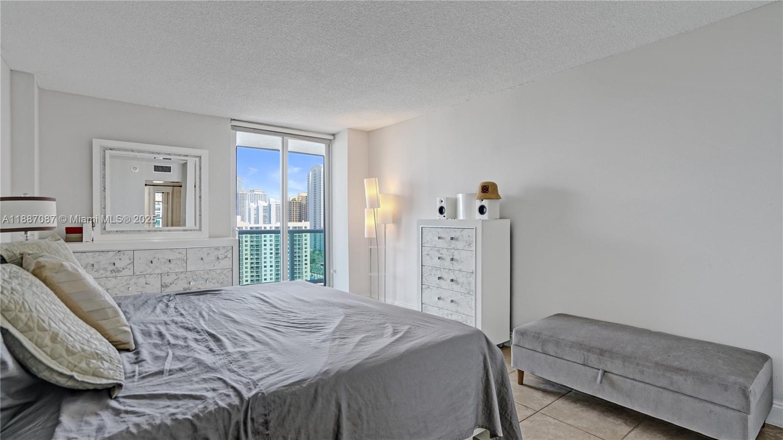 100 Bayview Dr # 1931