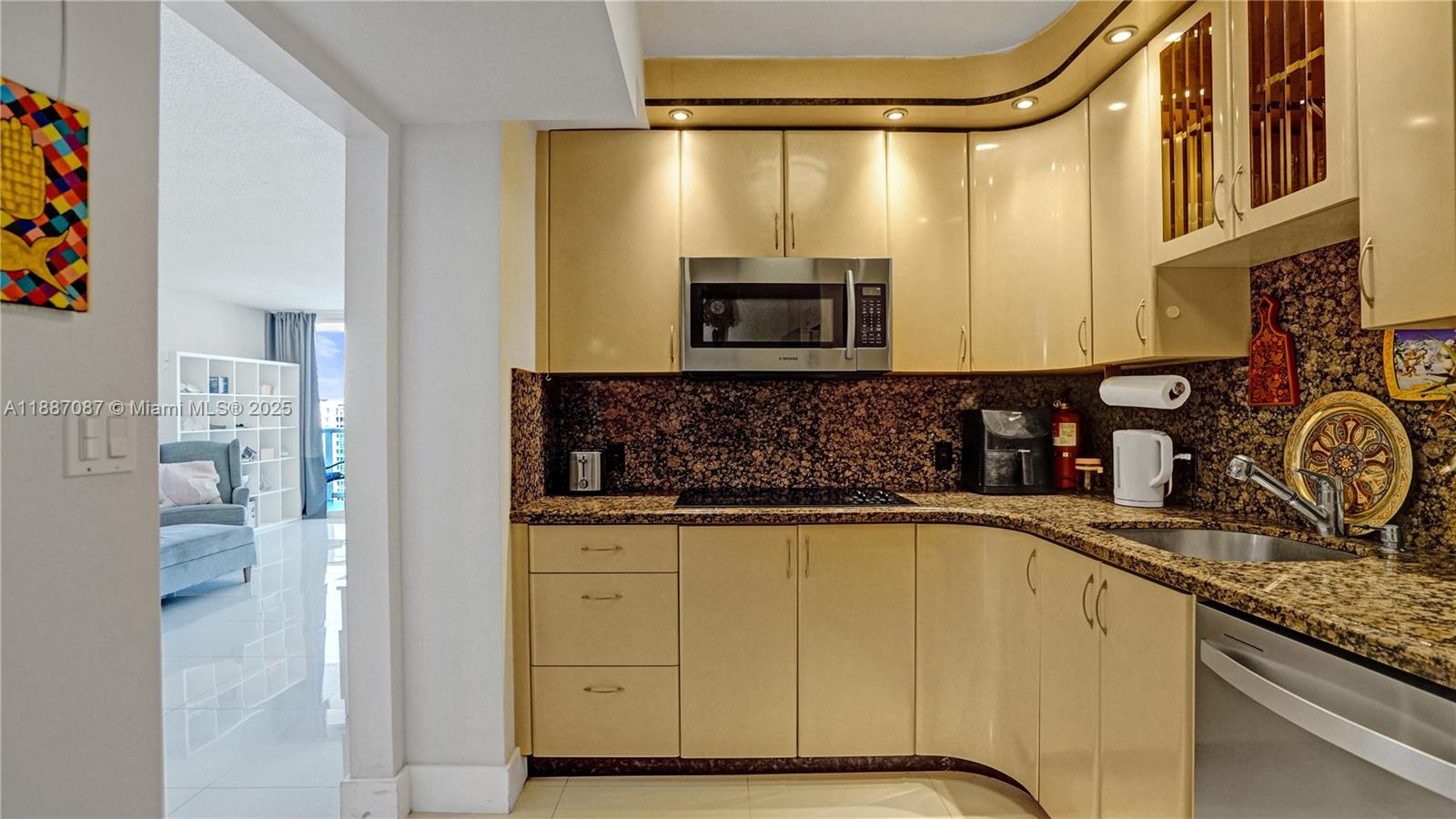 100 Bayview Dr # 1931