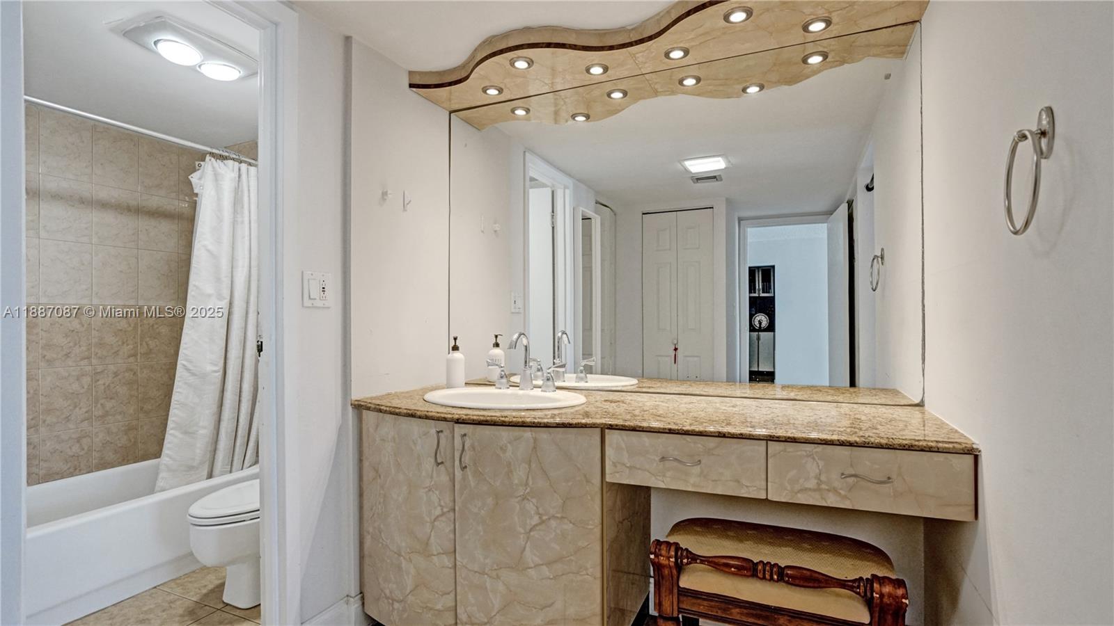 100 Bayview Dr # 1931