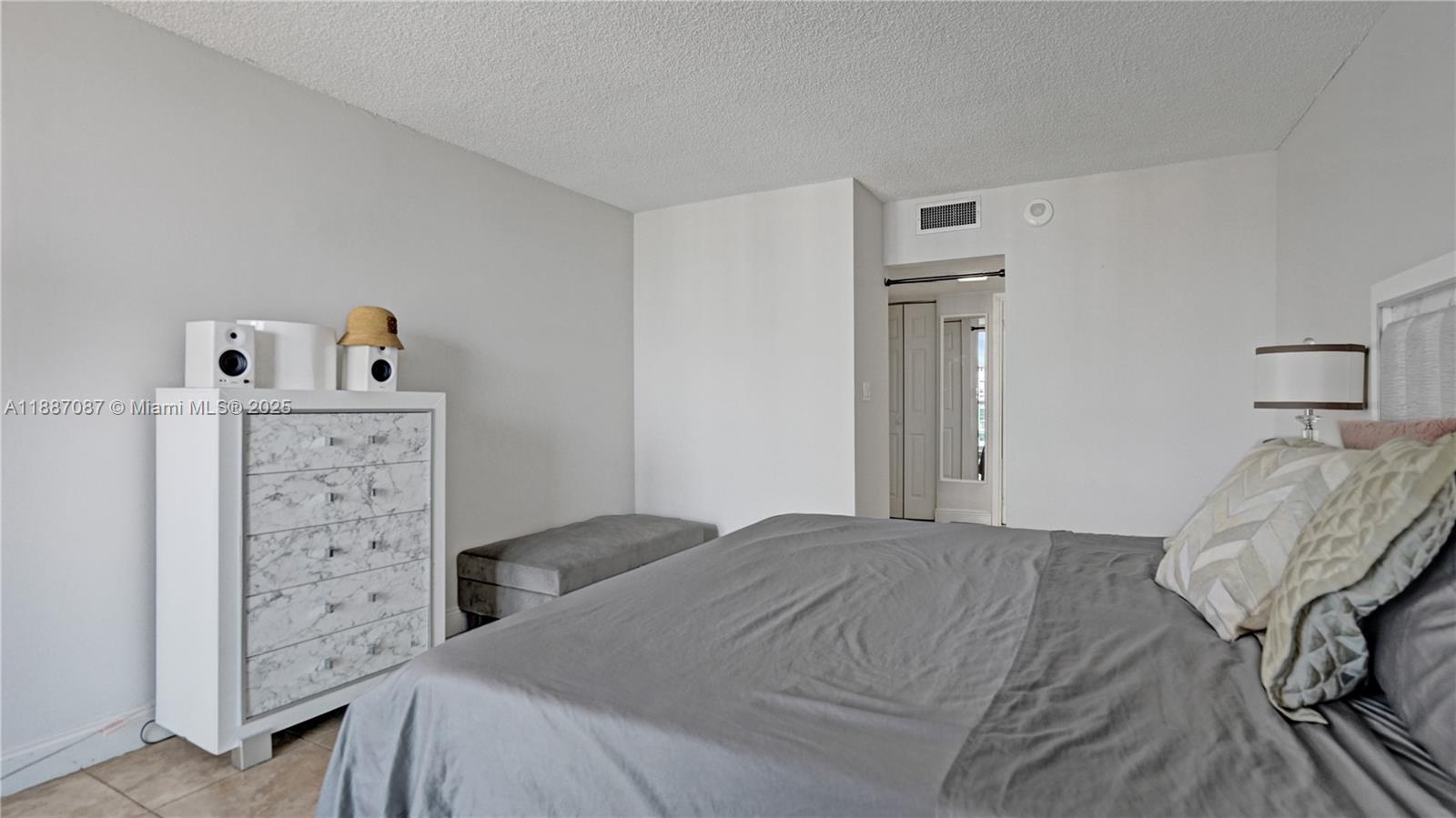 100 Bayview Dr # 1931