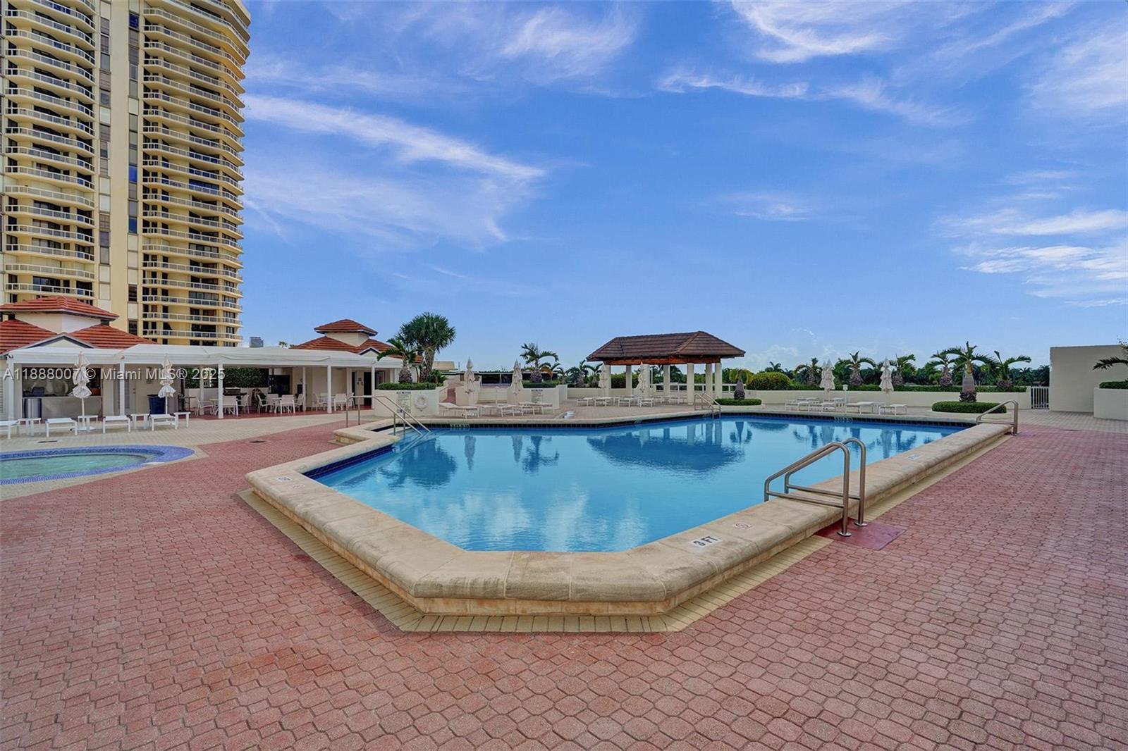 20185 E Country Club Dr # 1409