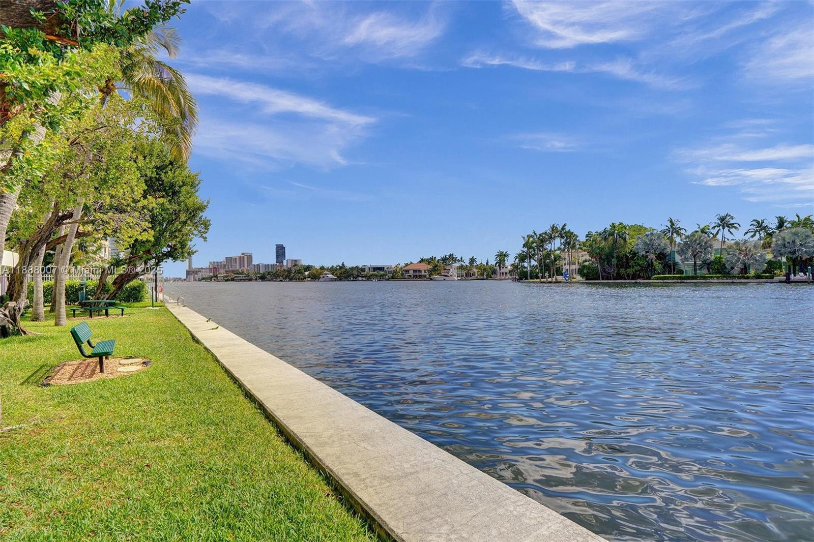 20185 E Country Club Dr # 1409