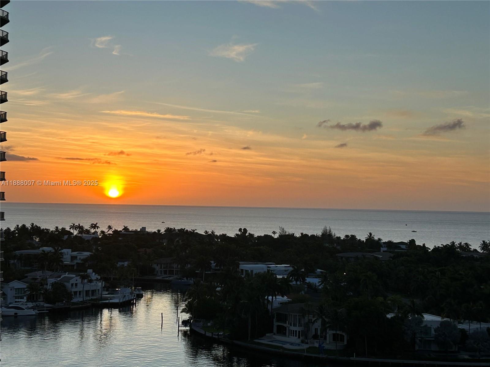 20185 E Country Club Dr # 1409