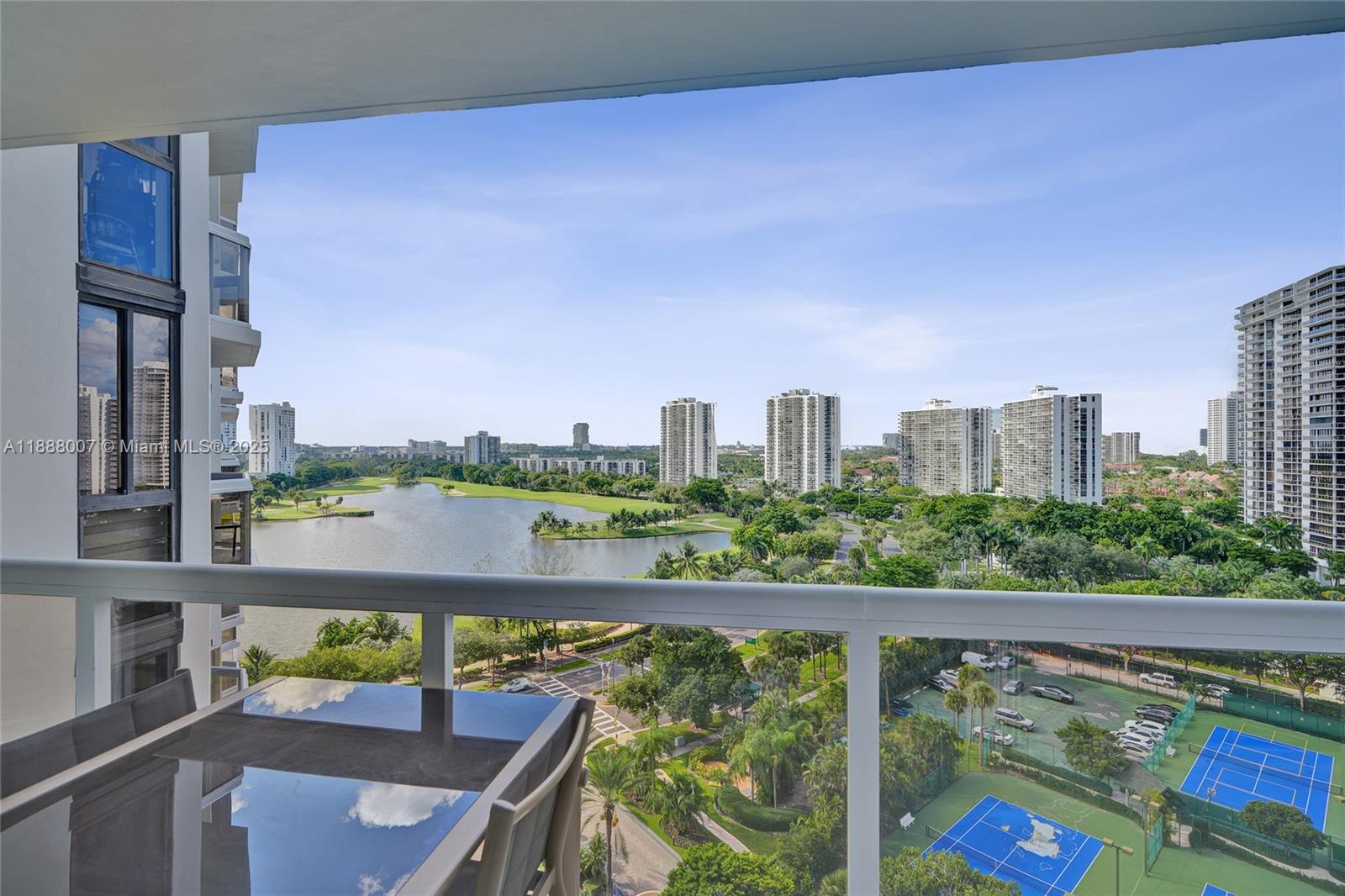 20185 E Country Club Dr # 1409