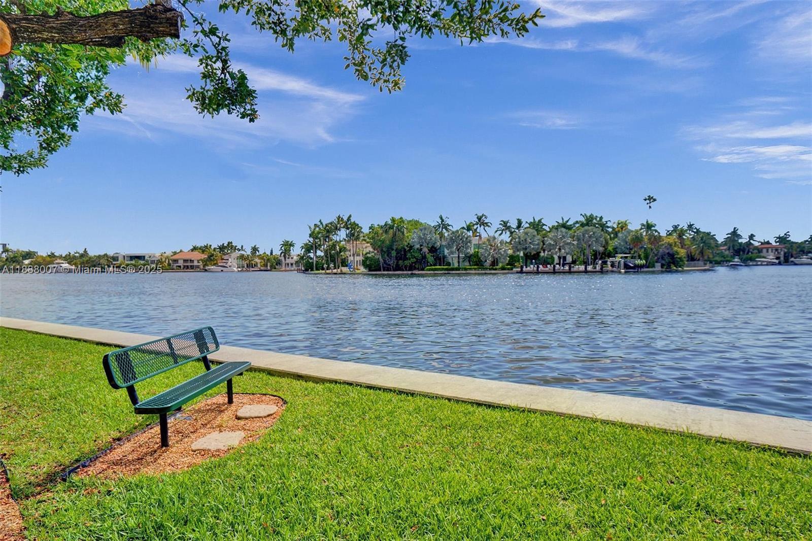 20185 E Country Club Dr # 1409