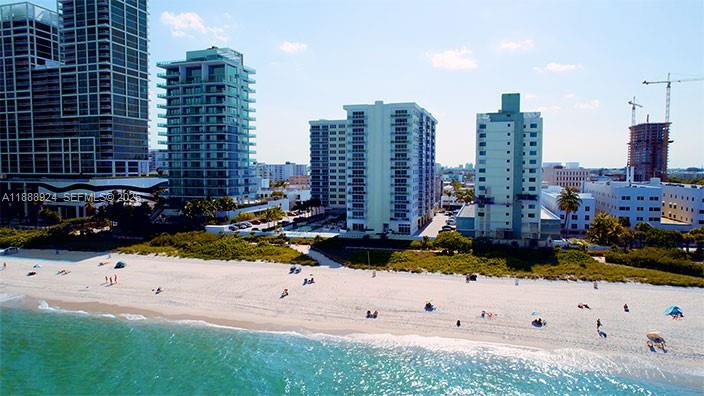 6917 Collins Ave # 1512