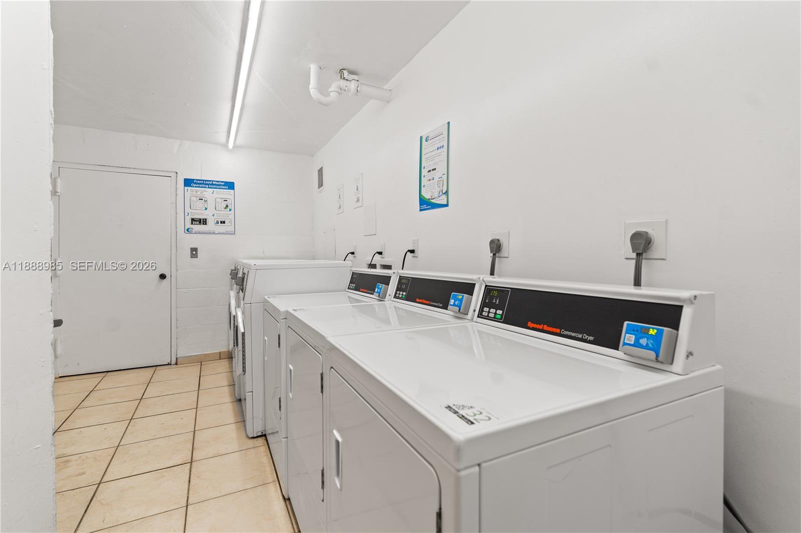 800 Parkview Dr # 224