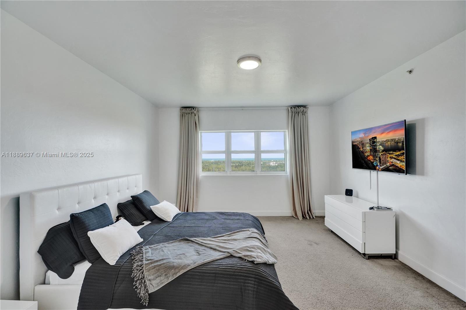 14951 Royal Oaks Ln # 1704