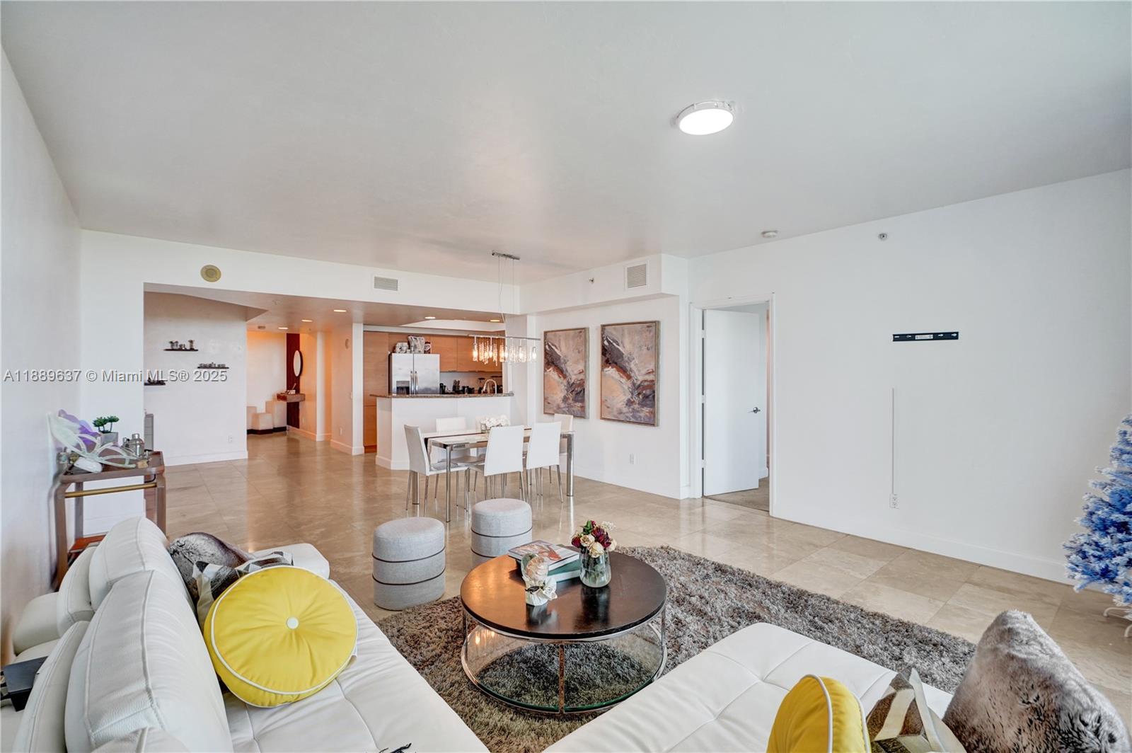 14951 Royal Oaks Ln # 1704