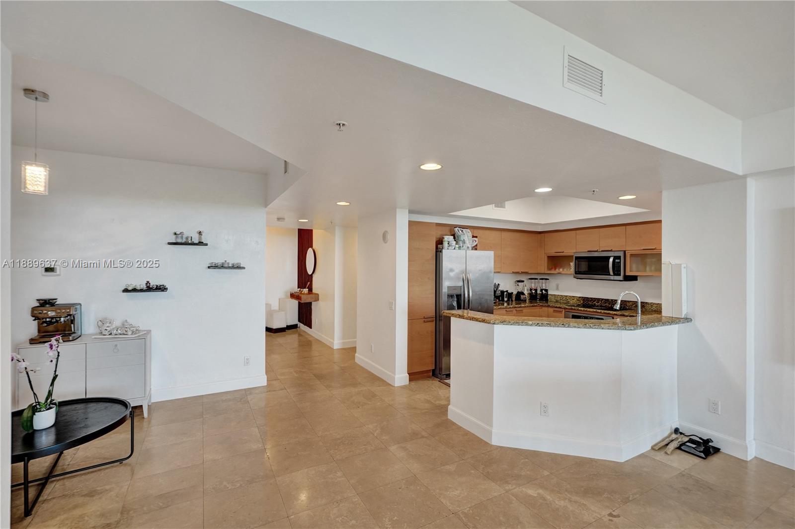 14951 Royal Oaks Ln # 1704