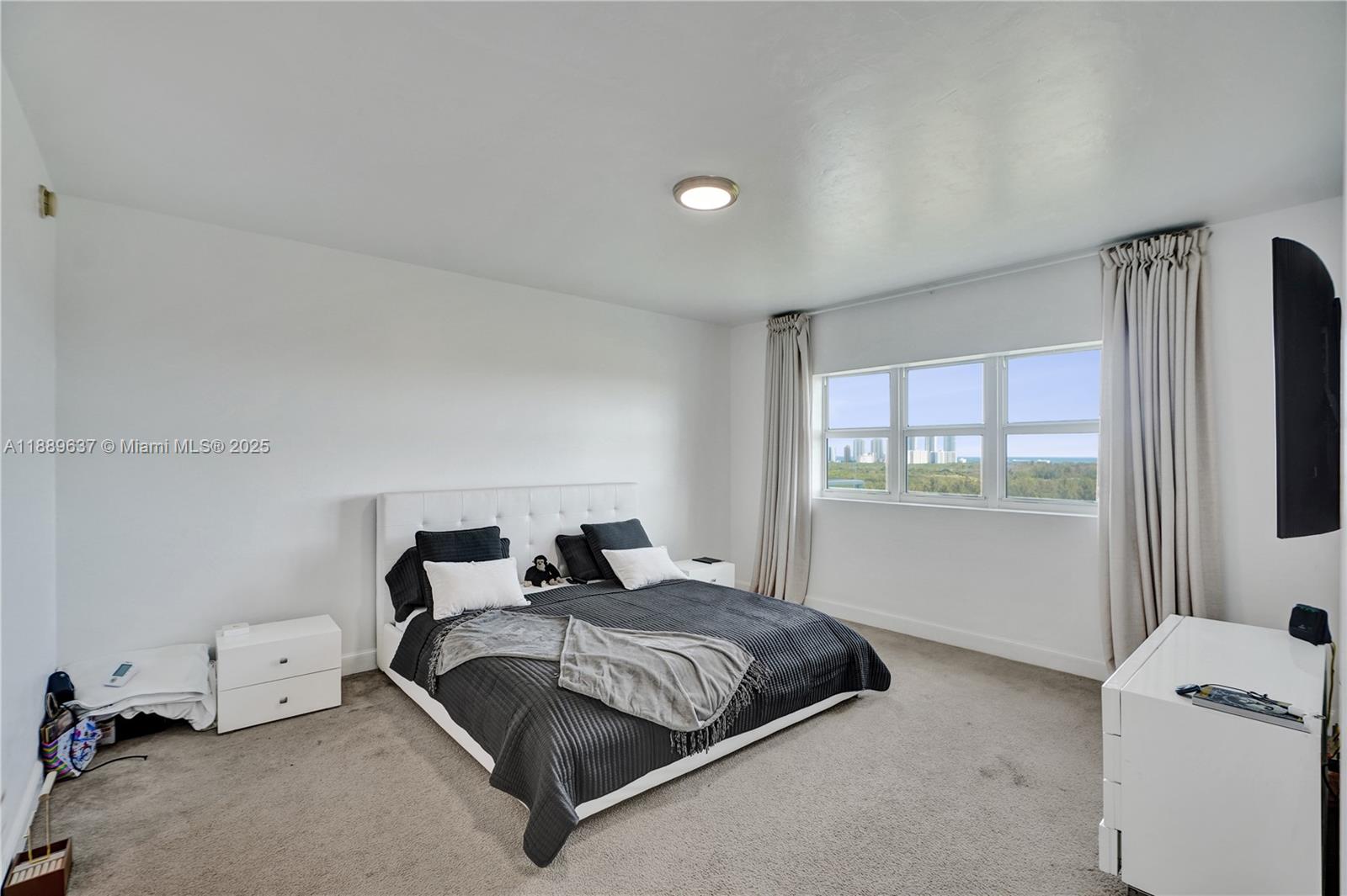 14951 Royal Oaks Ln # 1704