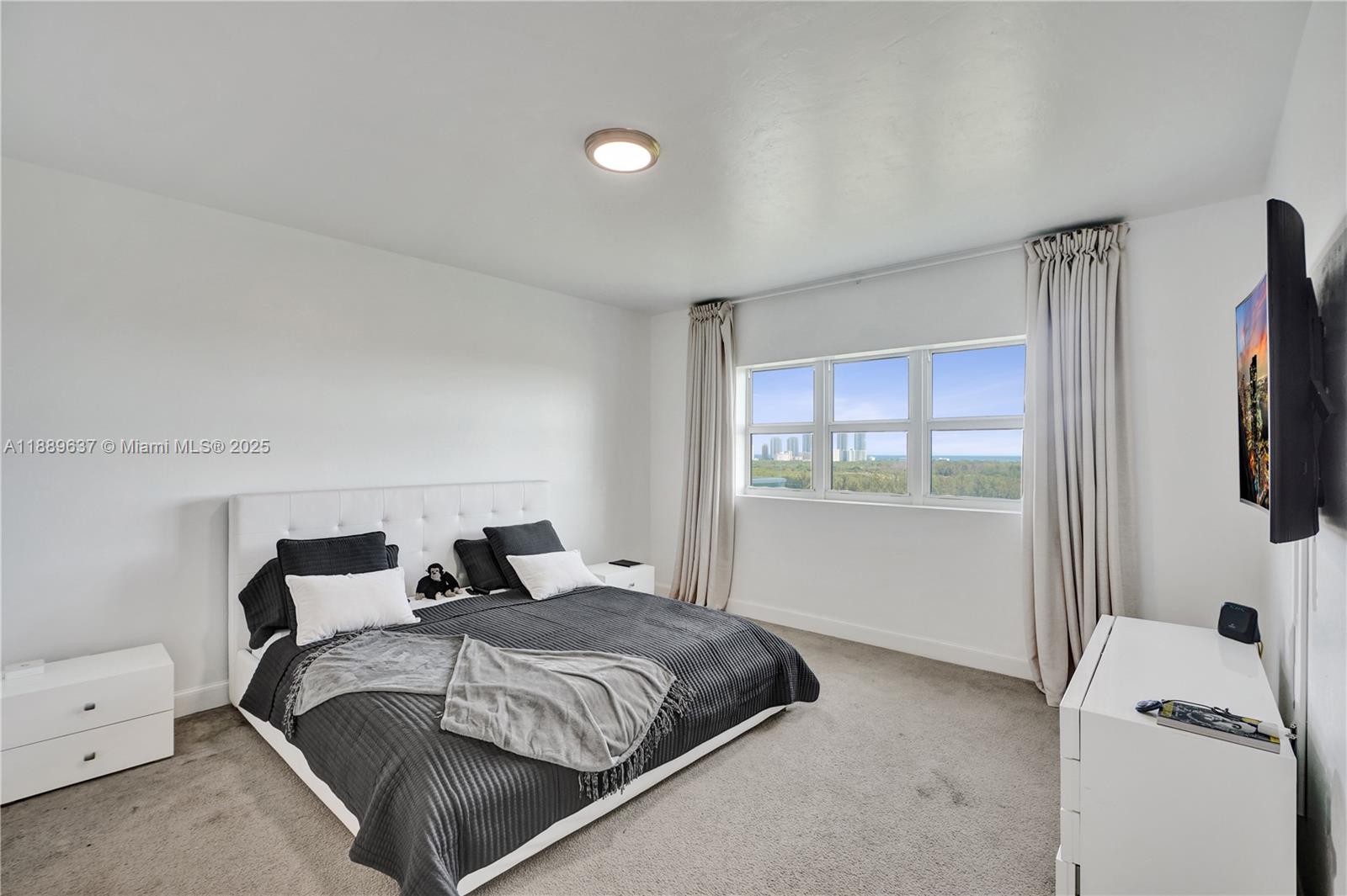 14951 Royal Oaks Ln # 1704