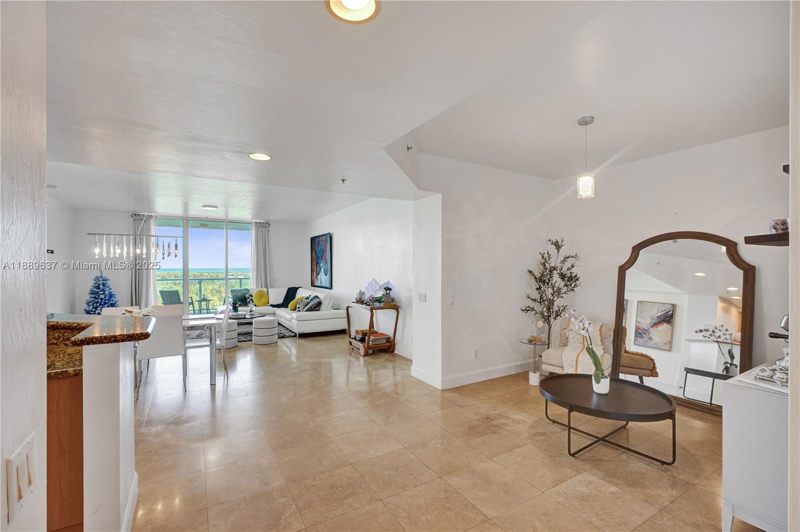 14951 Royal Oaks Ln # 1704