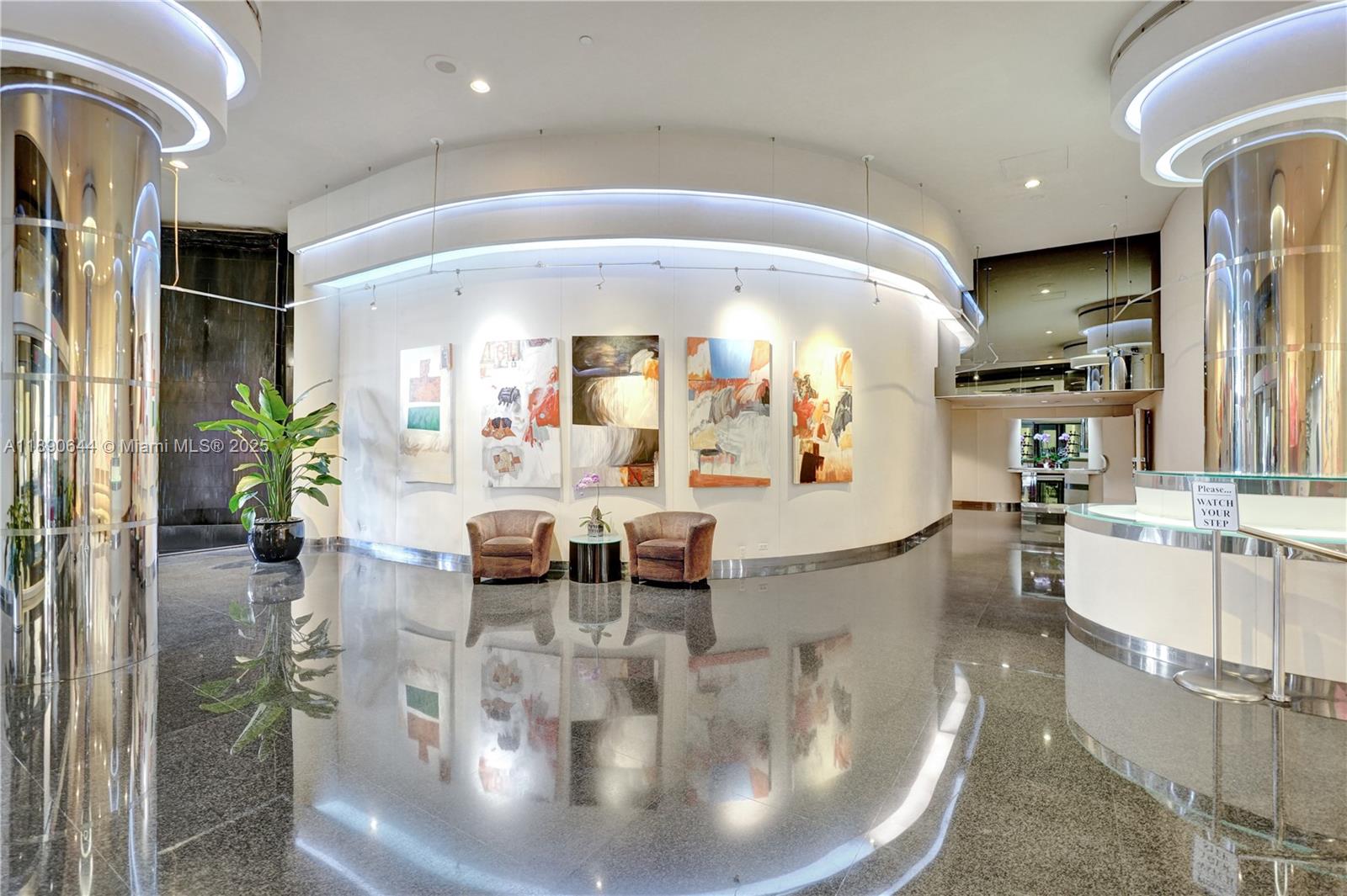 20191 E Country Club Dr # 2606