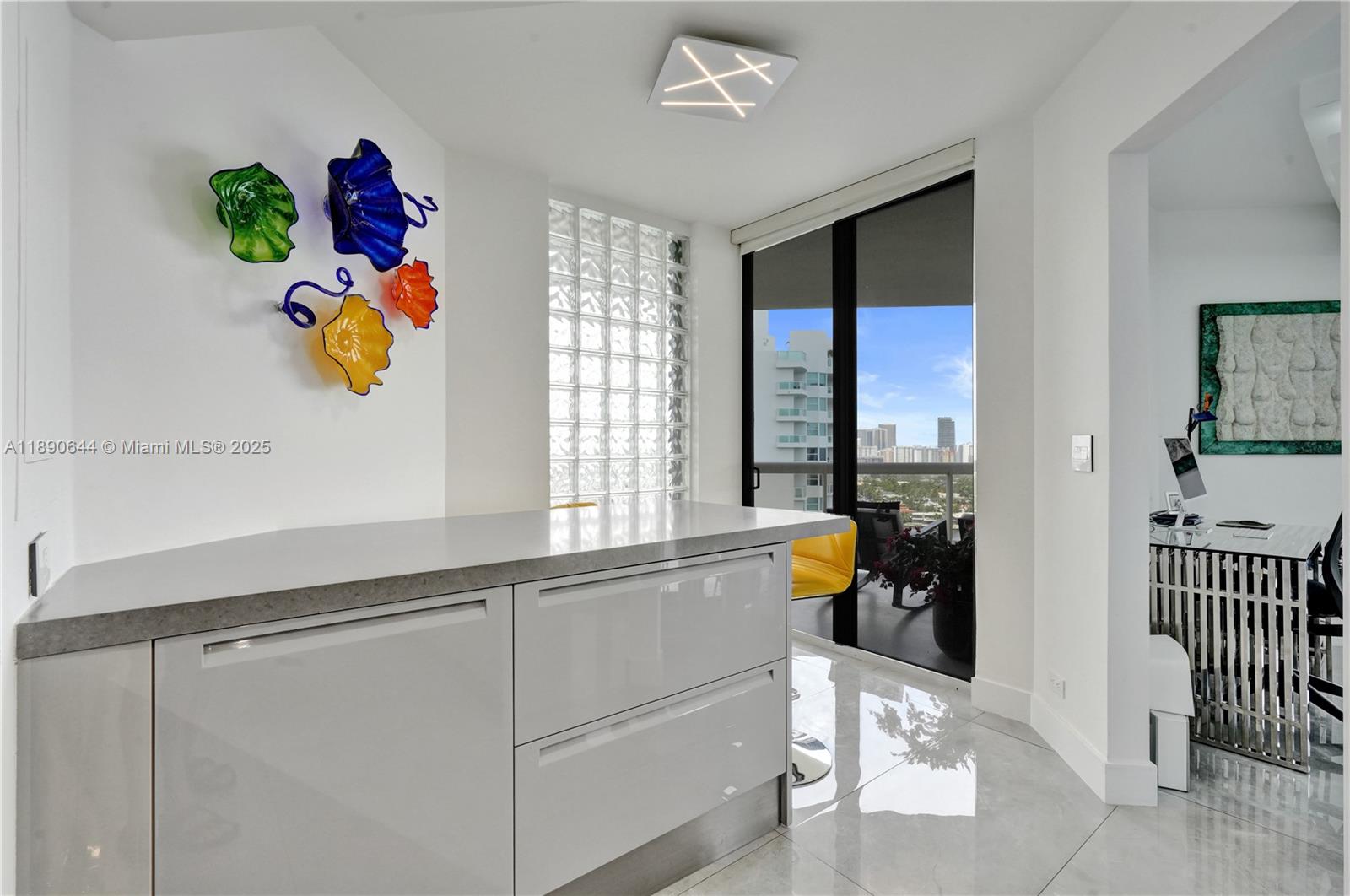 20191 E Country Club Dr # 2606