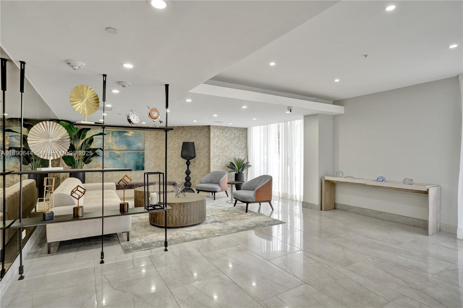 20191 E Country Club Dr # 2606