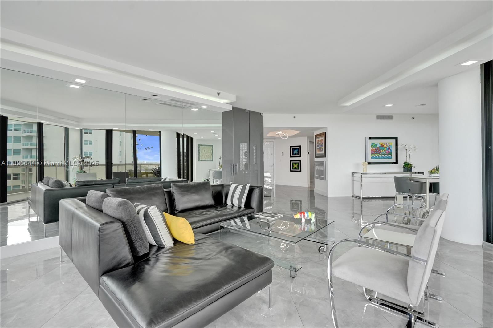 20191 E Country Club Dr # 2606