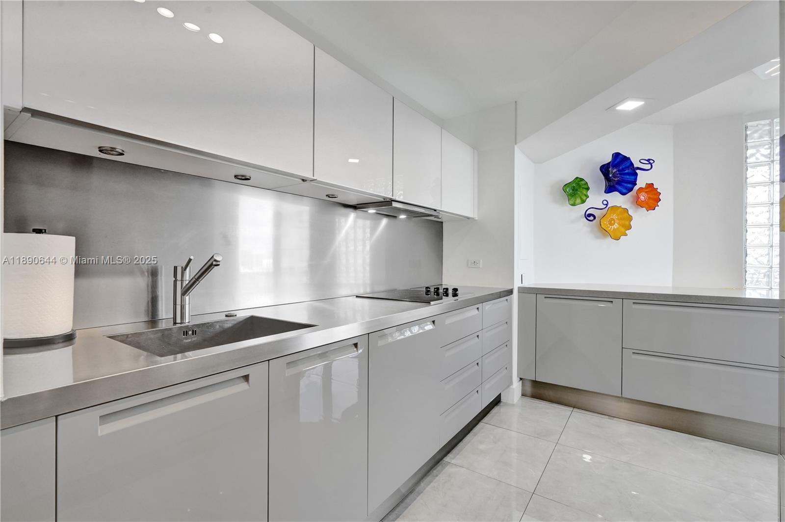 20191 E Country Club Dr # 2606