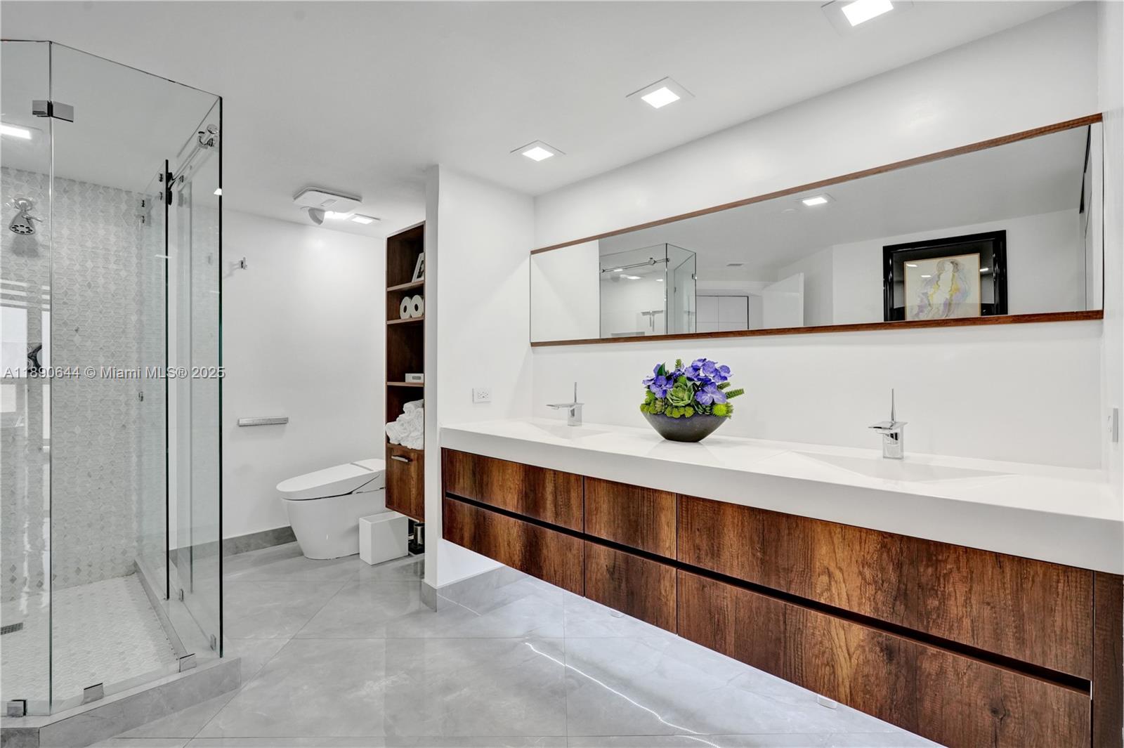 20191 E Country Club Dr # 2606