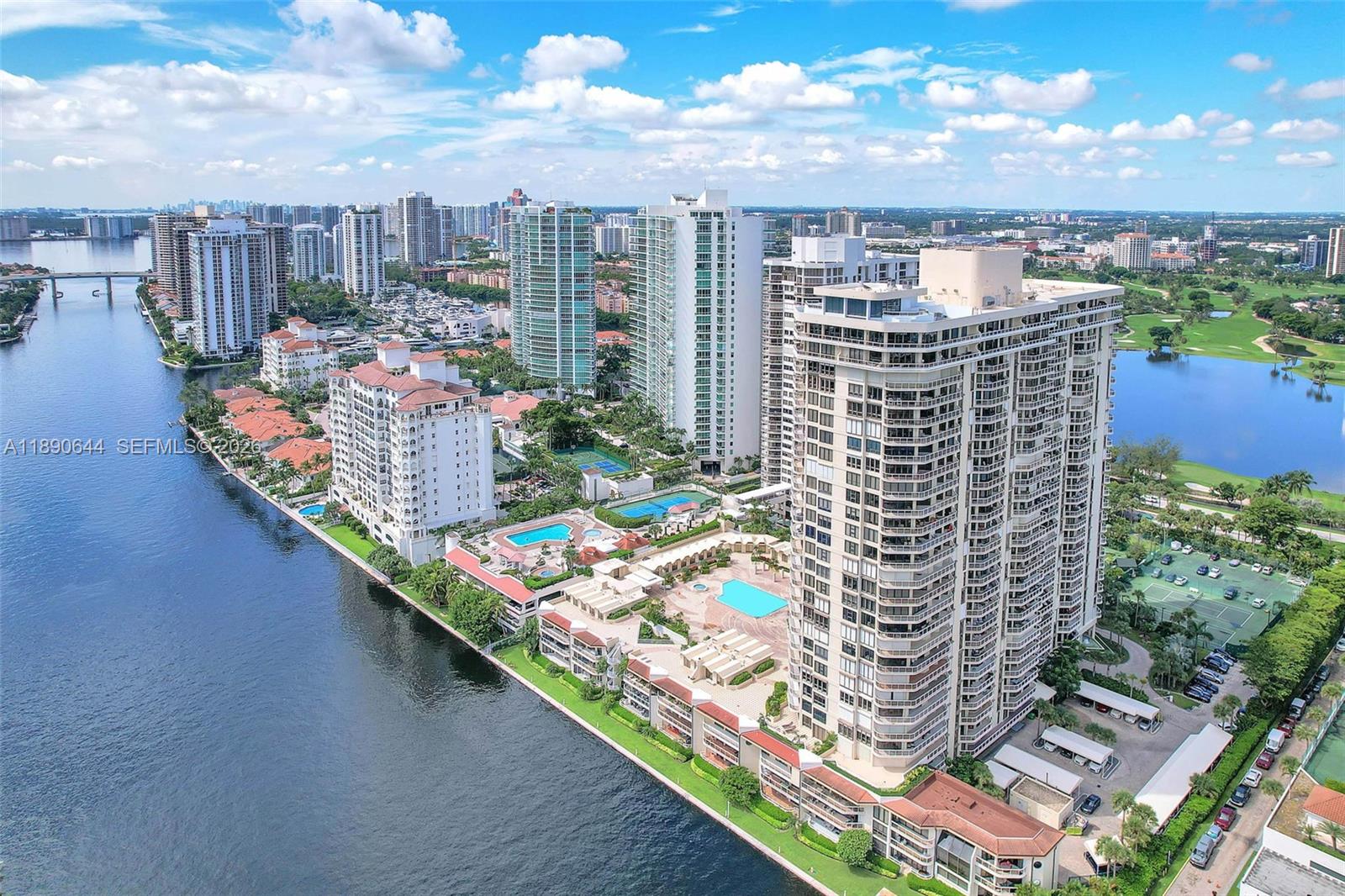 20191 E Country Club Dr # 2606