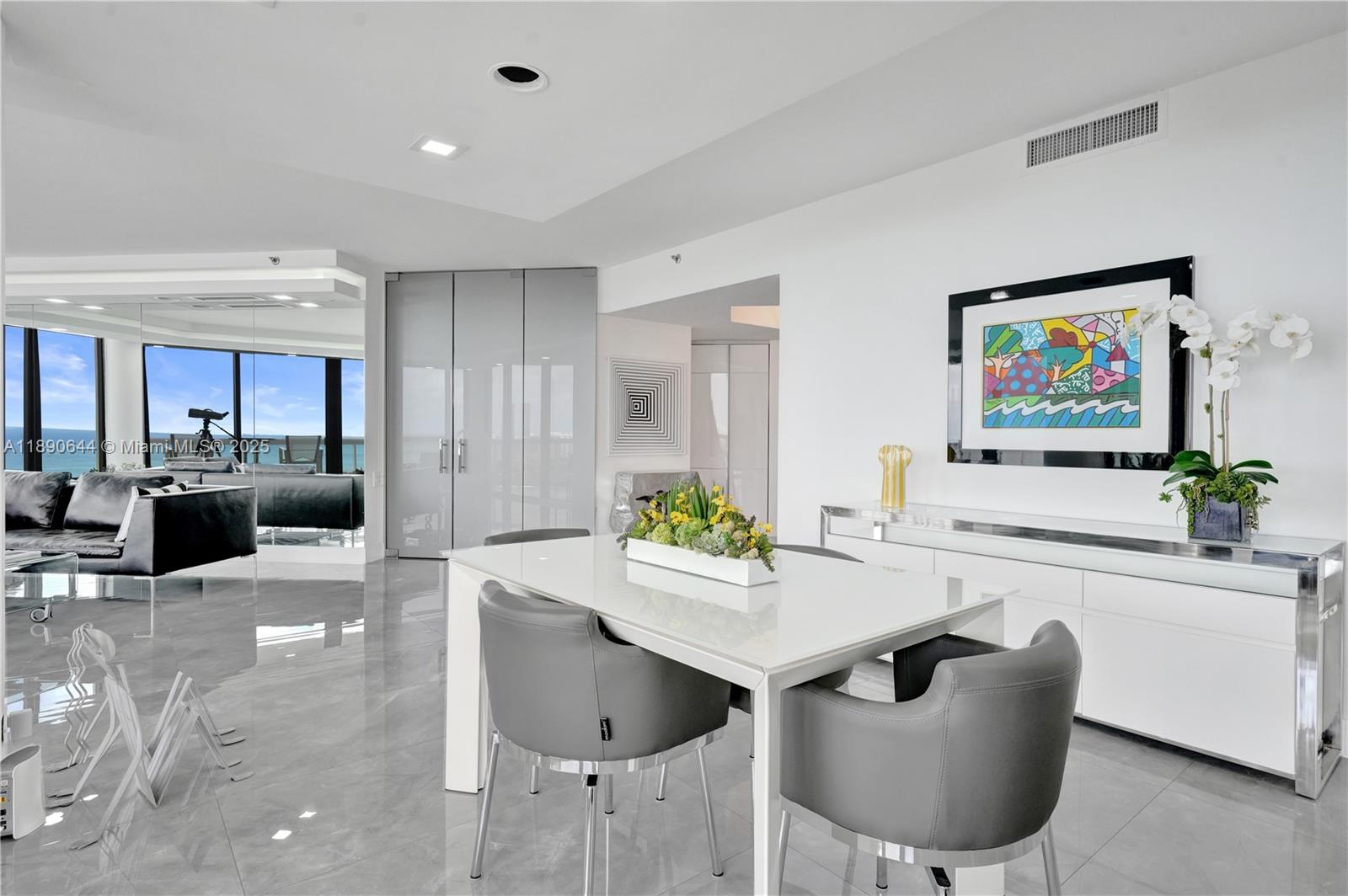 20191 E Country Club Dr # 2606