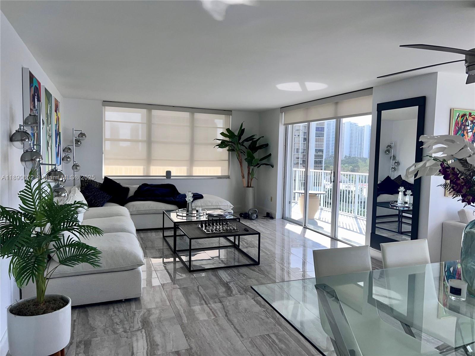 2851 NE 183rd St # 1017E