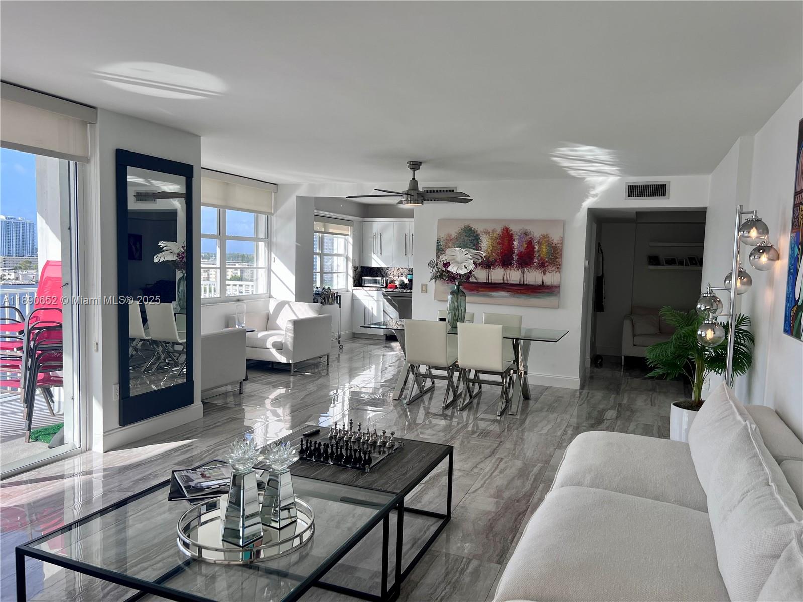 2851 NE 183rd St # 1017E