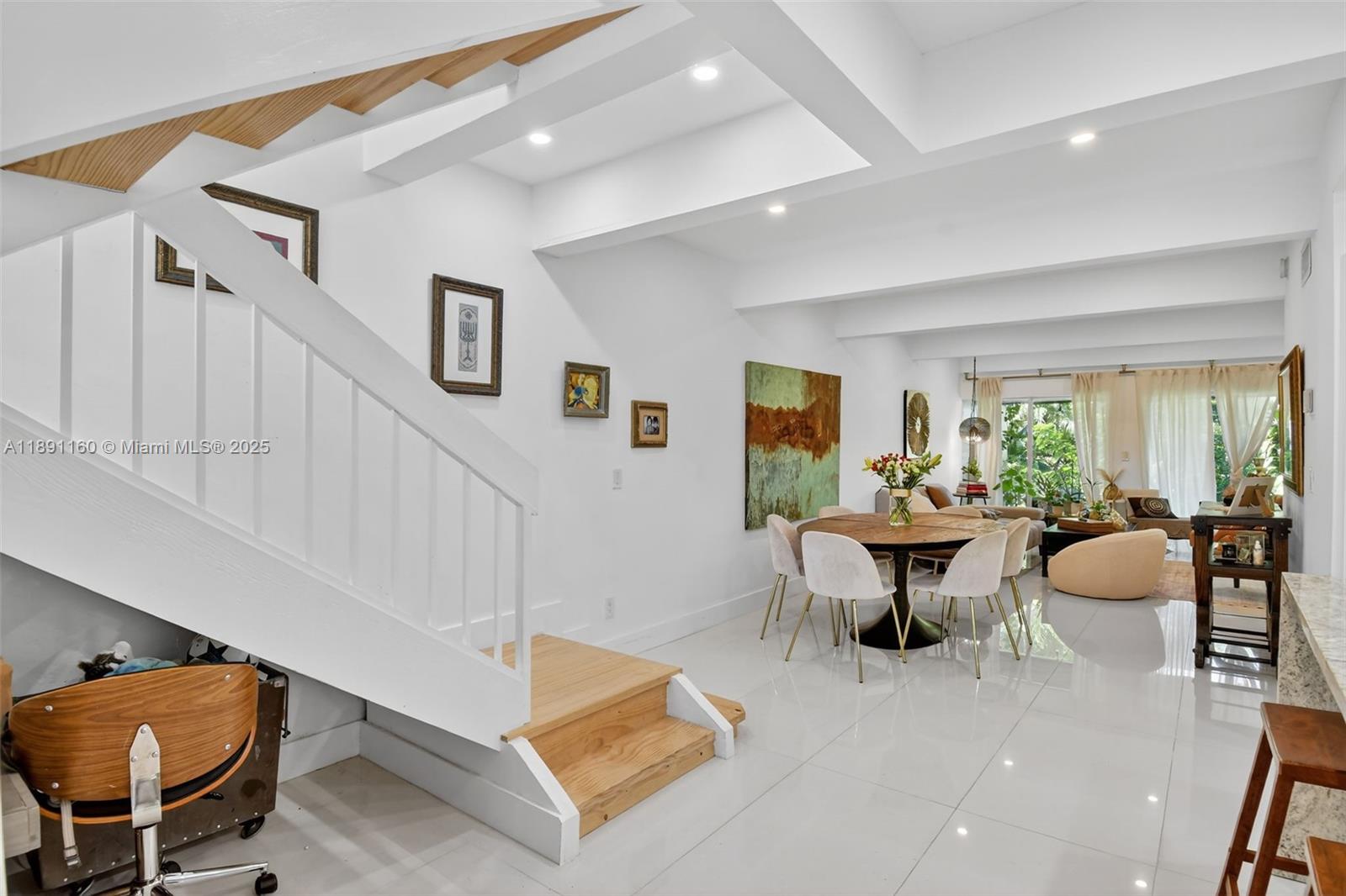 19220 NE 25th Ave # 274B