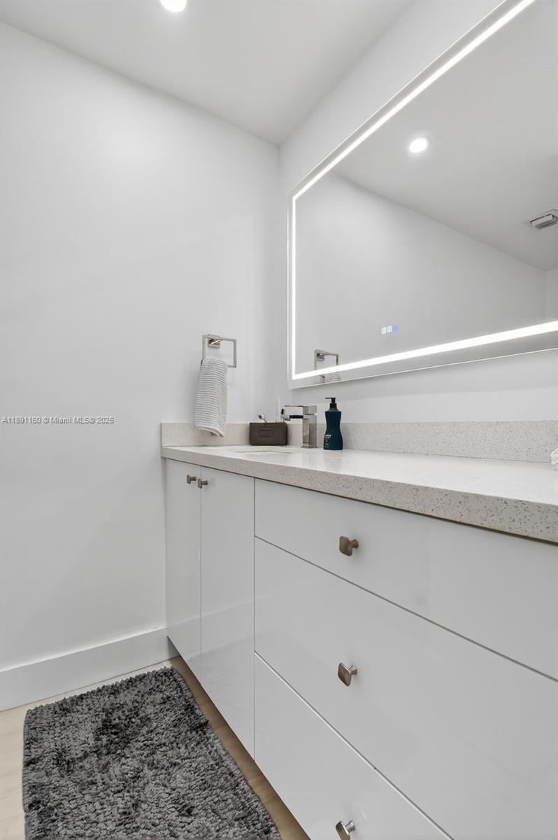 19220 NE 25th Ave # 274B