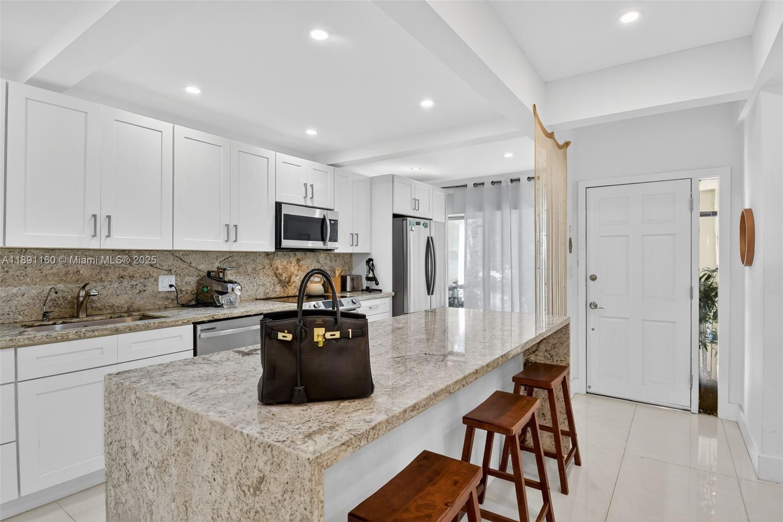 19220 NE 25th Ave # 274B