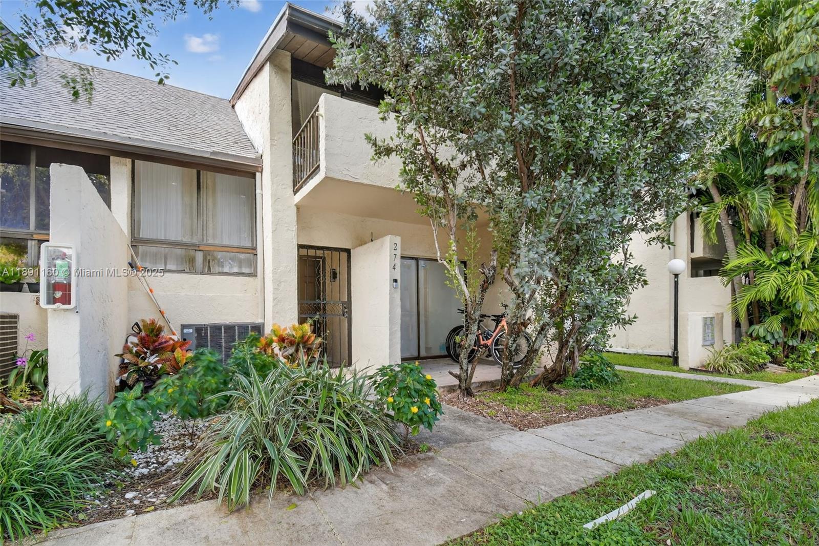 19220 NE 25th Ave # 274B