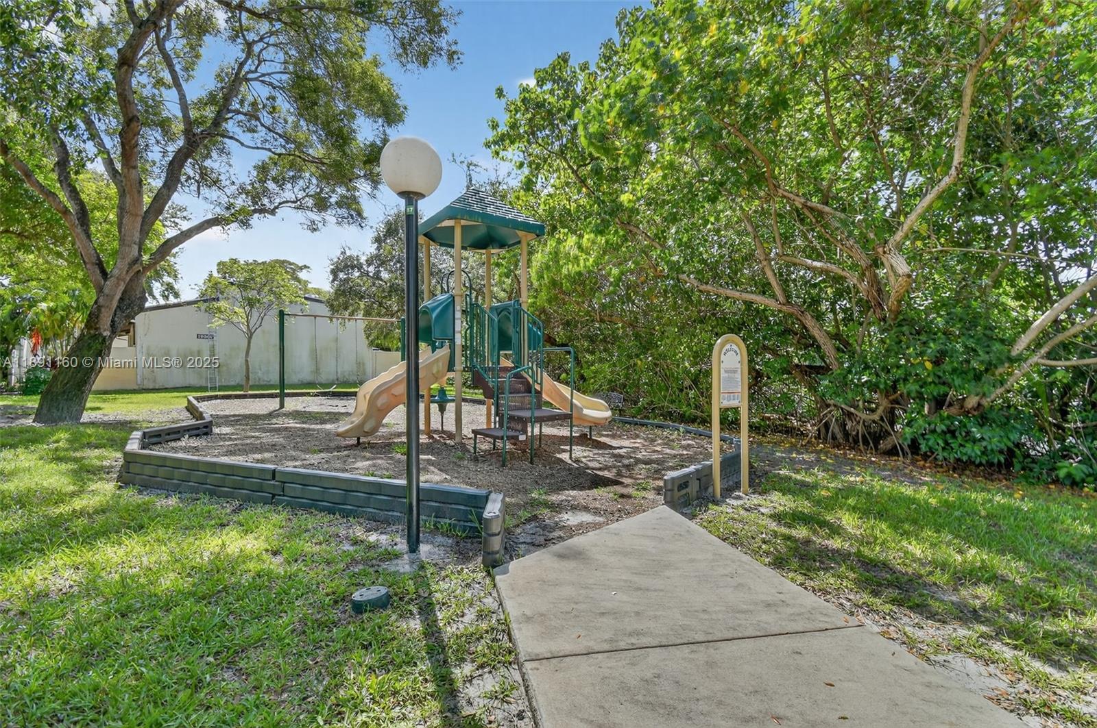 19220 NE 25th Ave # 274B