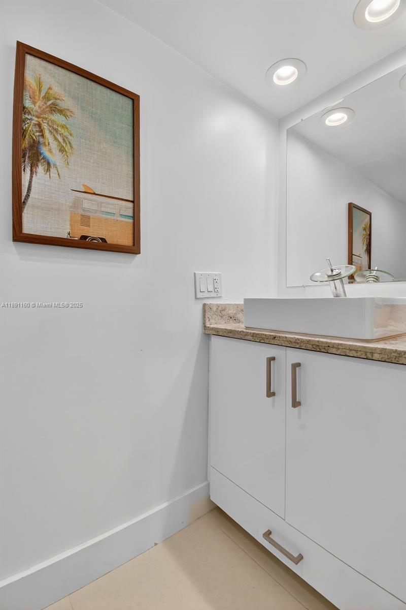 19220 NE 25th Ave # 274B