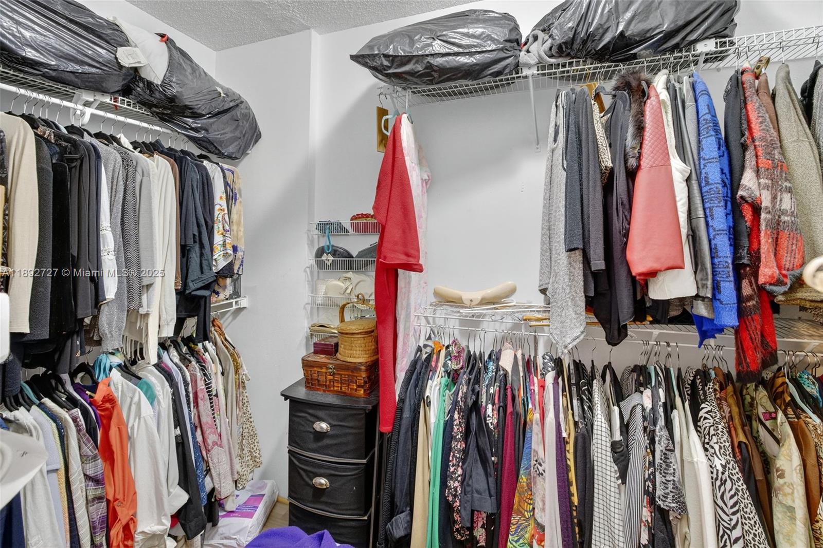 20281 E Country Club Dr # 210