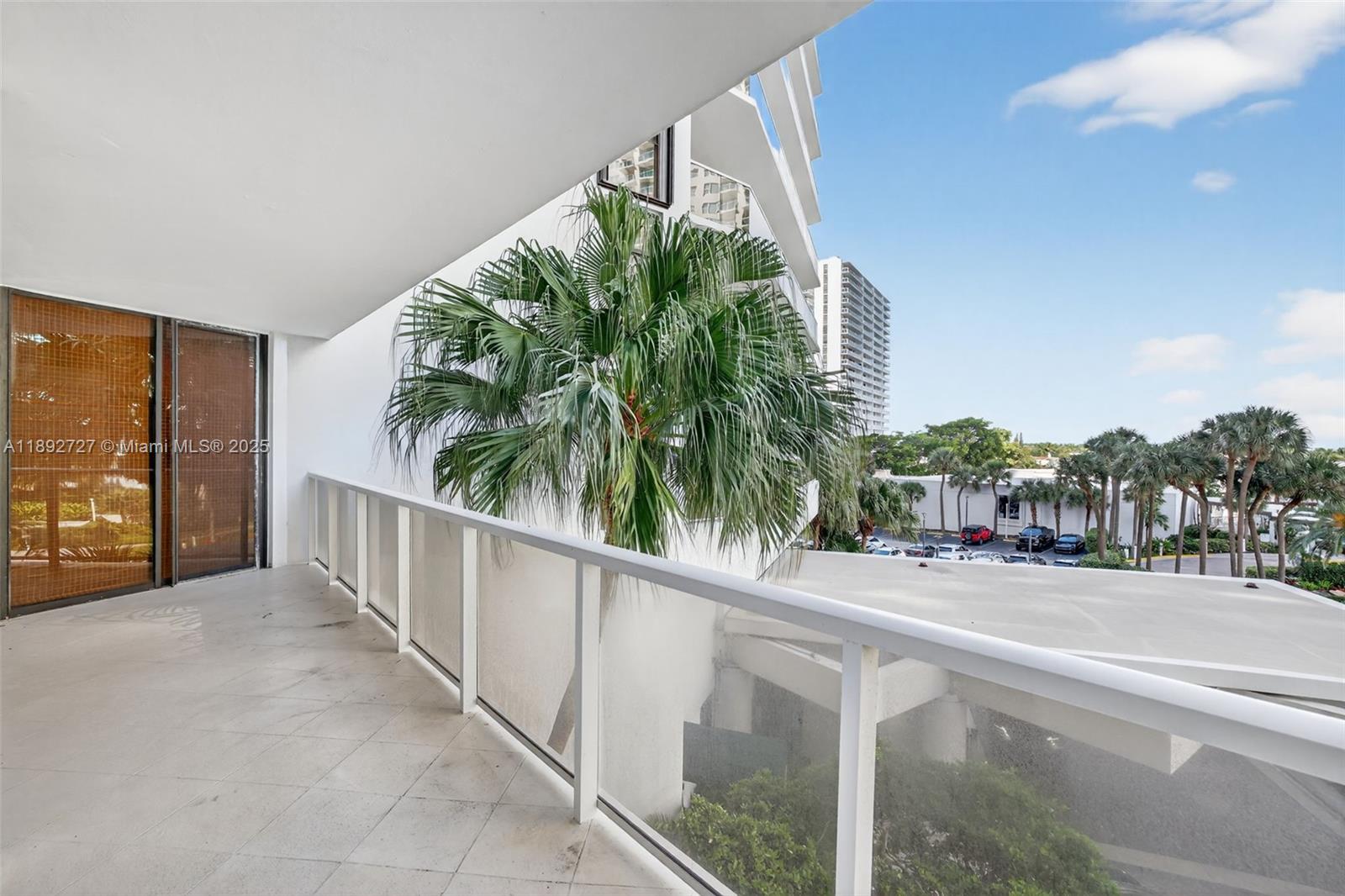 20281 E Country Club Dr # 210