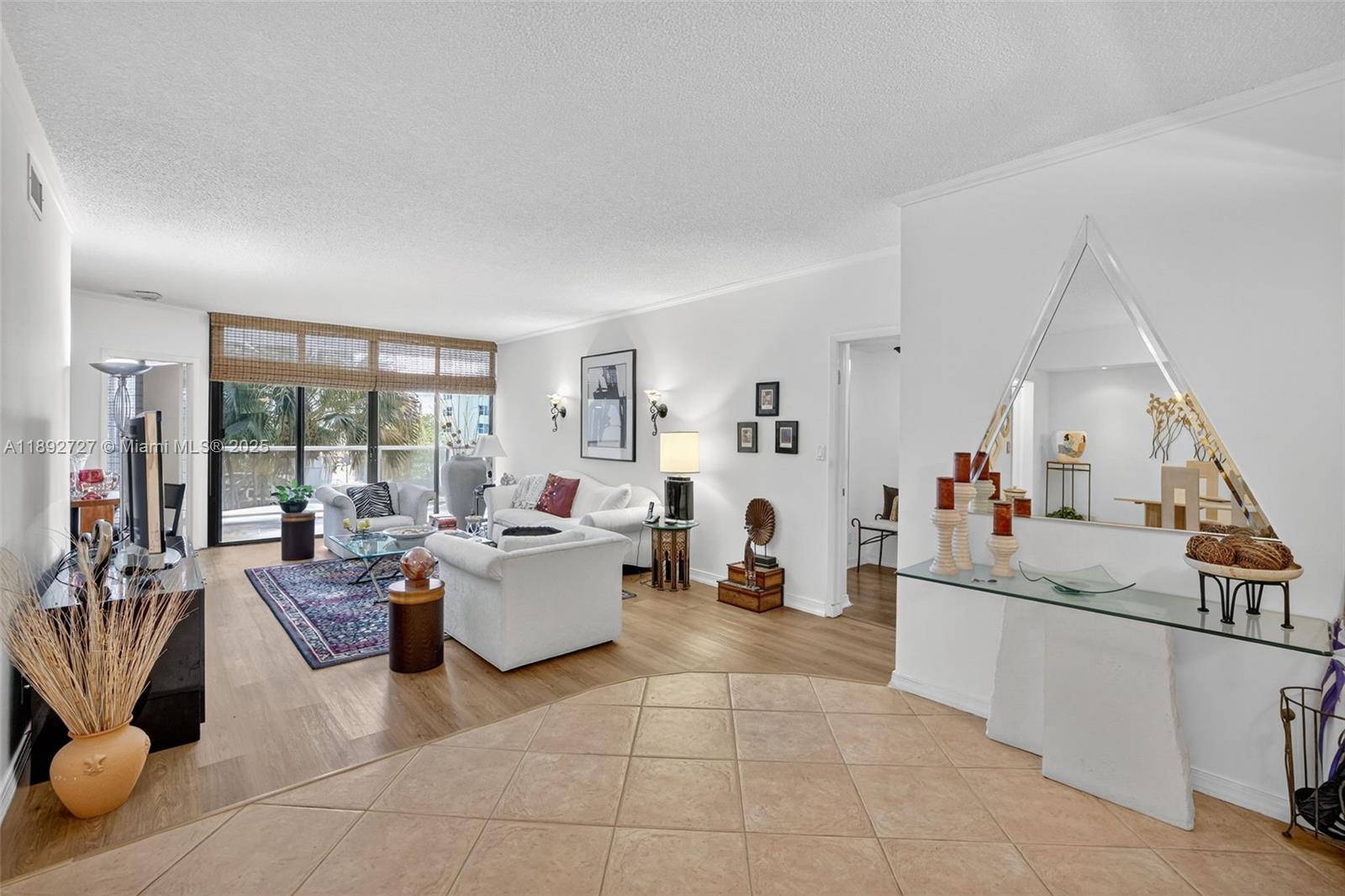 20281 E Country Club Dr # 210