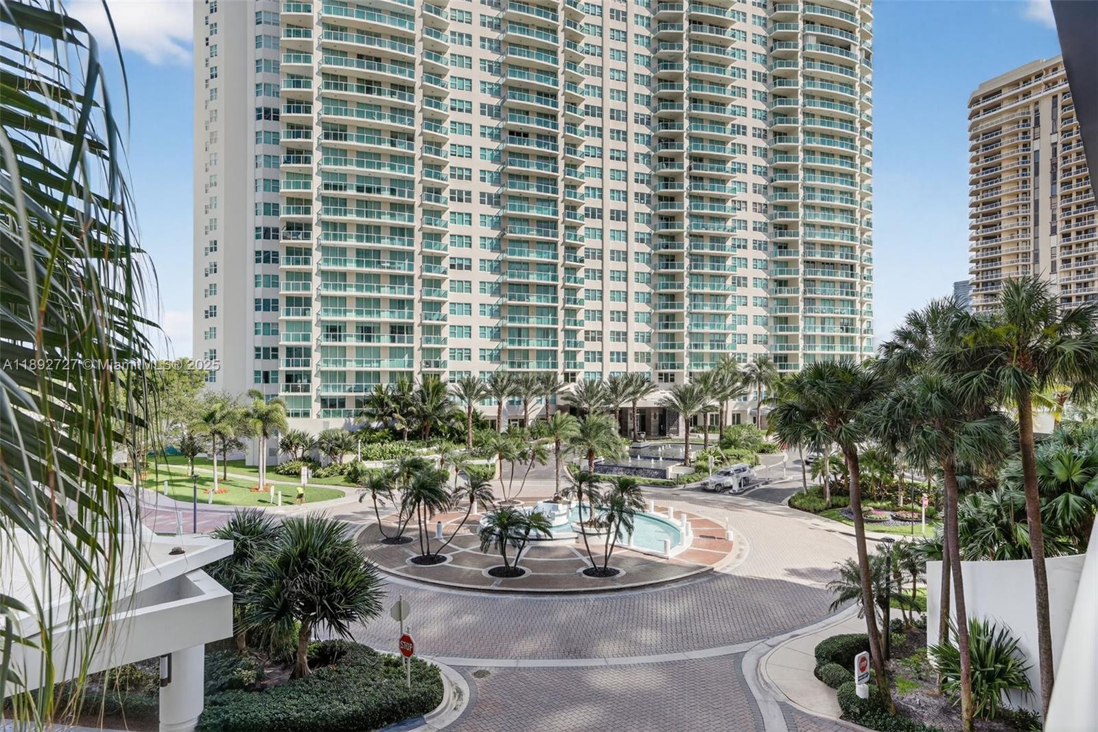 20281 E Country Club Dr # 210