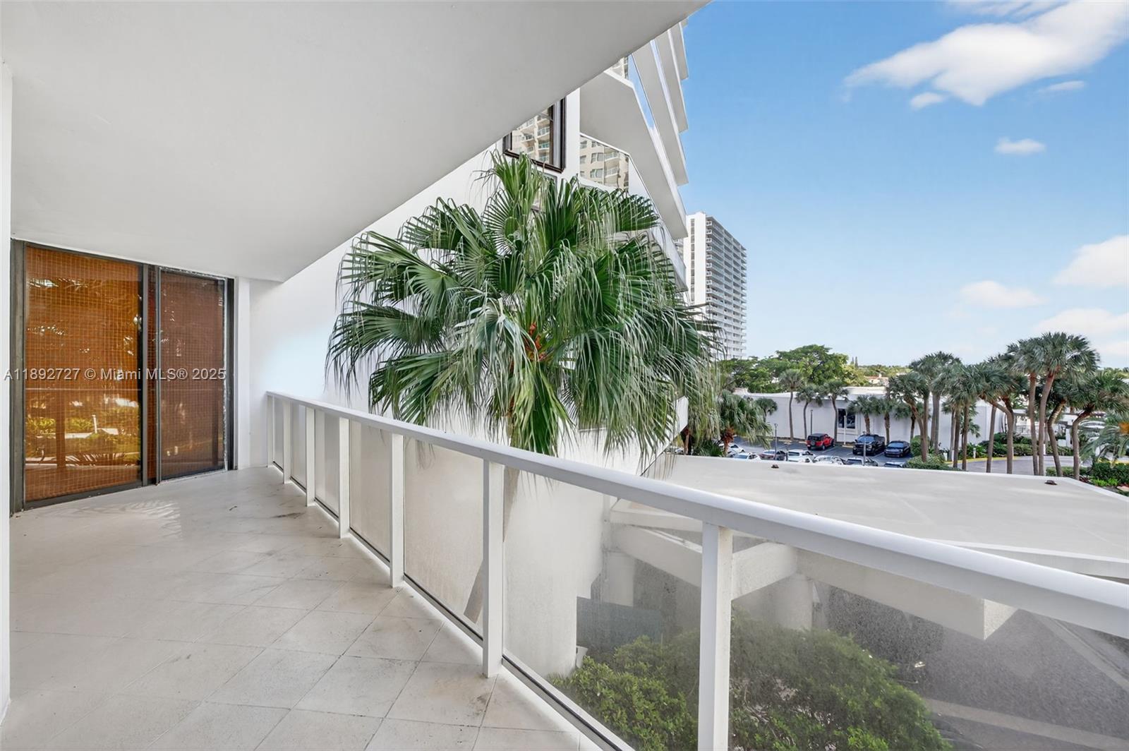 20281 E Country Club Dr # 210