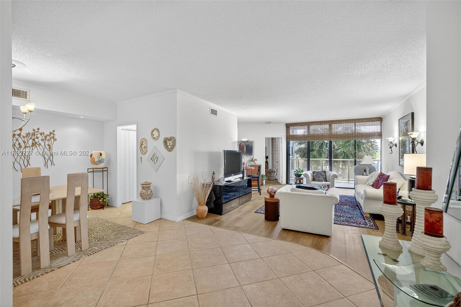 20281 E Country Club Dr # 210