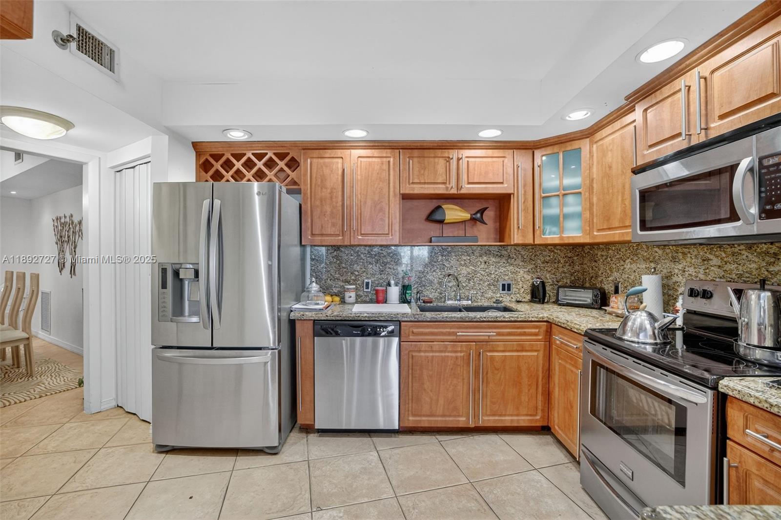 20281 E Country Club Dr # 210