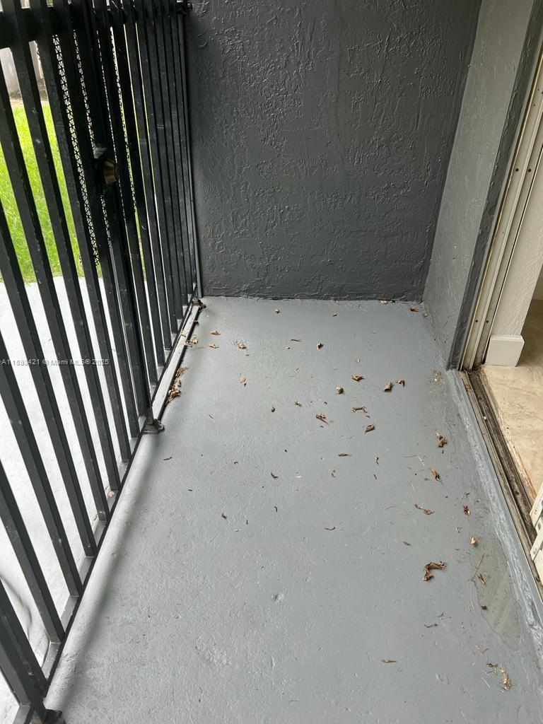 2670 W 76th St # 101