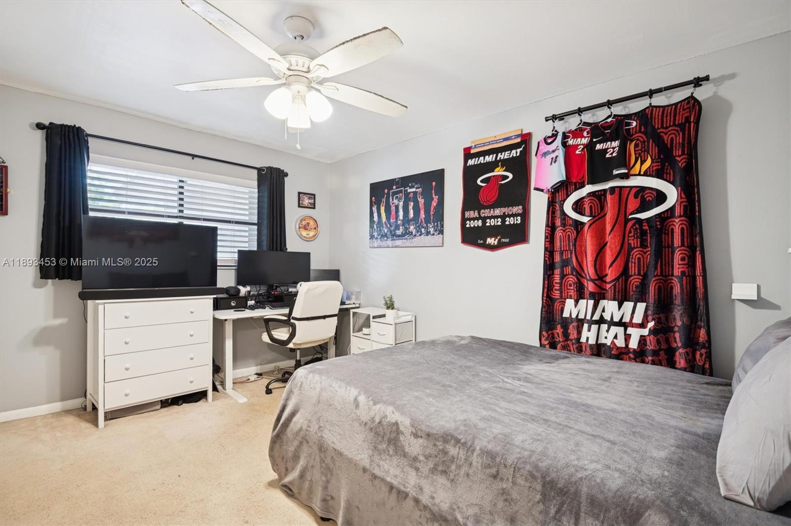 7675 NW 79th Ave # 209