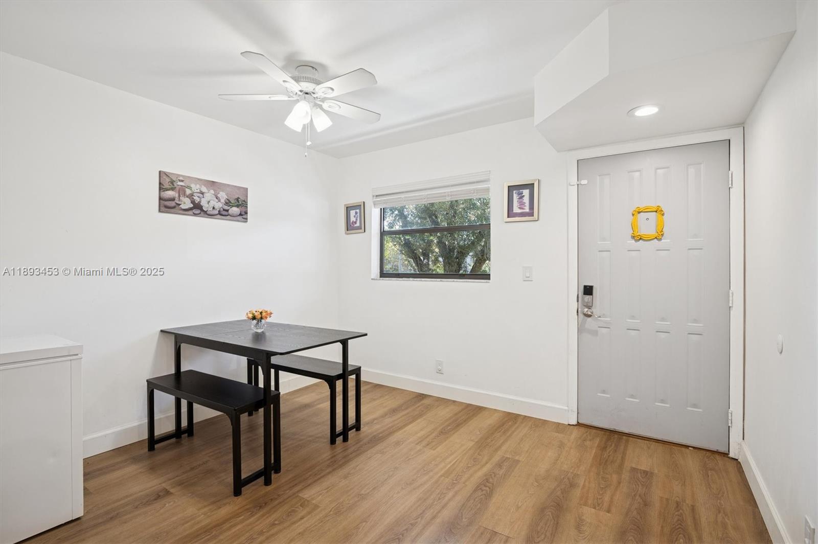 7675 NW 79th Ave # 209