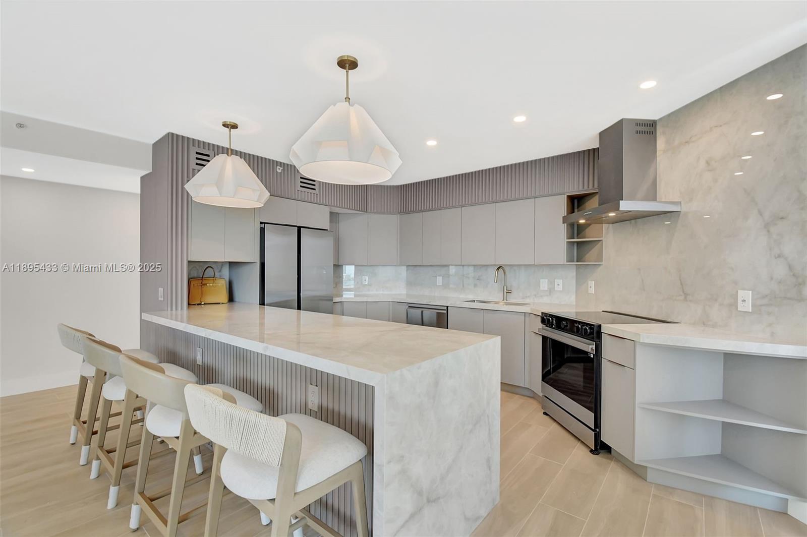 3370 Hidden Bay Dr # 812