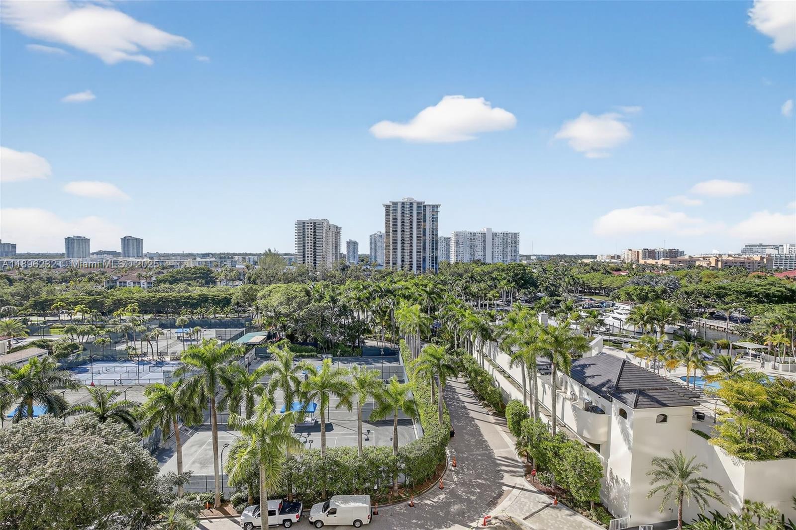 7000 Island Blvd # 903