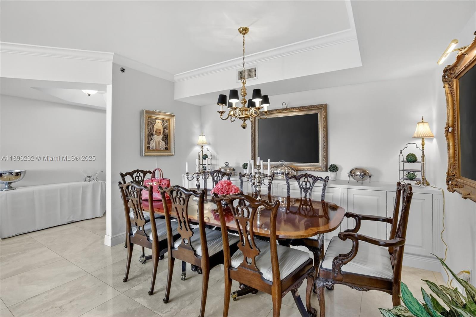 7000 Island Blvd # 903