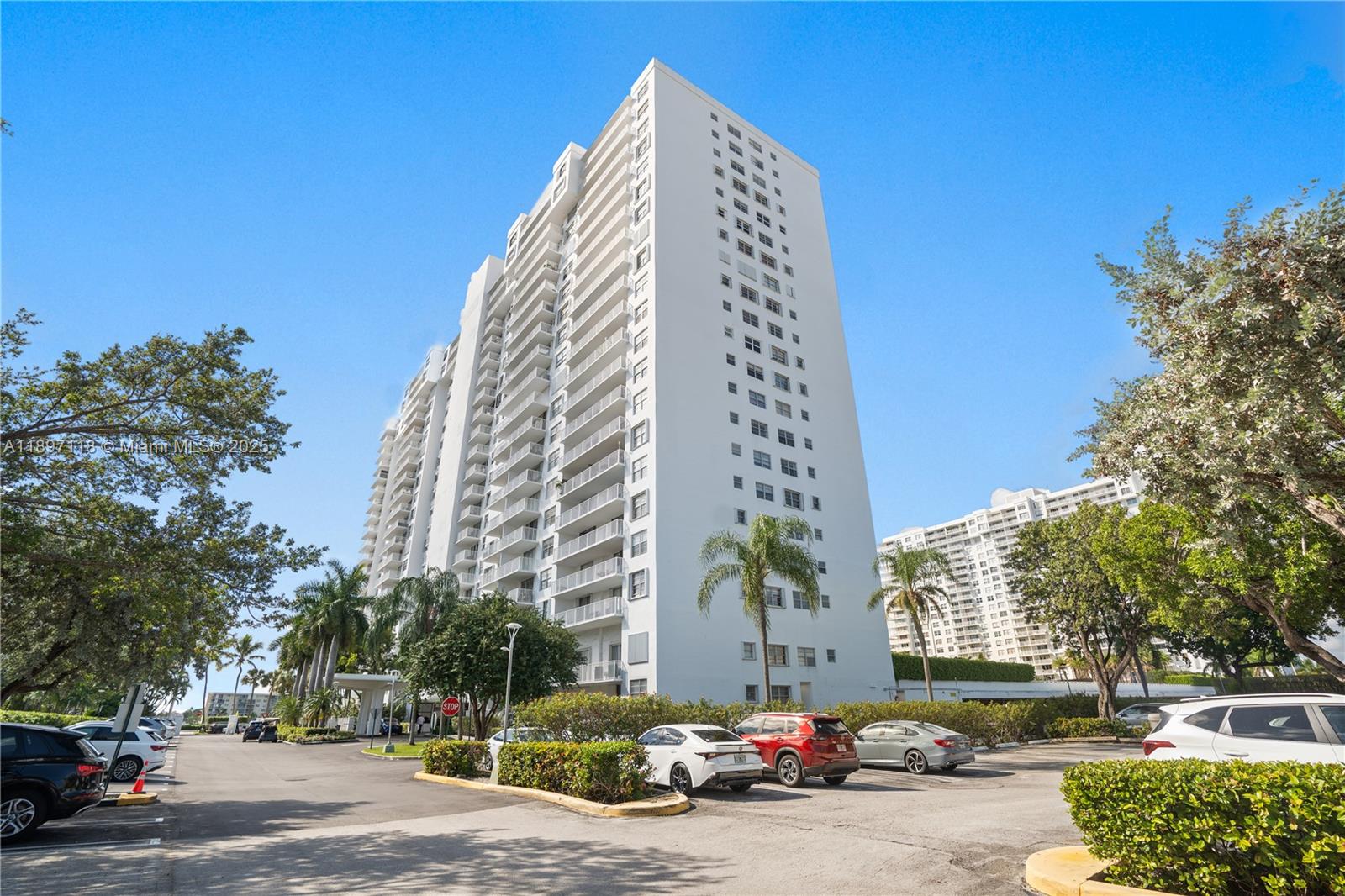 2851 NE 183rd St # 1816E, Aventura Unit: 1816E