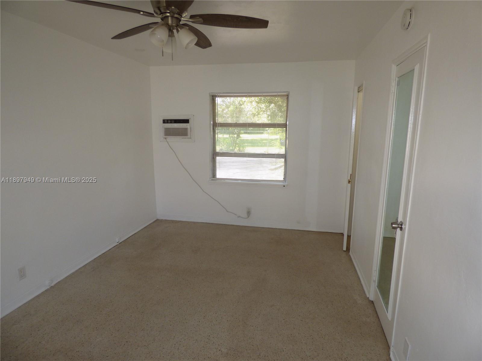 522 N 19th Ave # 1, Hollywood Unit: 1