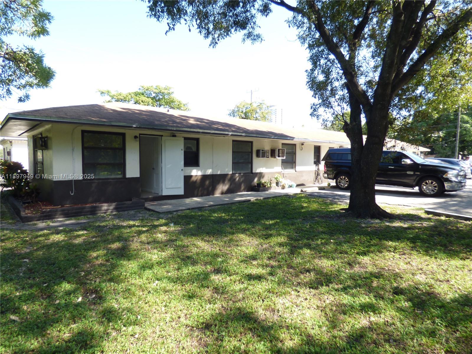 522 N 19th Ave # 1, Hollywood Unit: 1